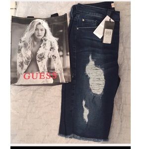 Brand new guess Bermuda jeans 👖